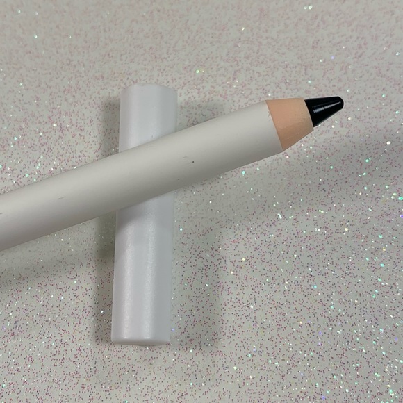Glossier Eyeliner Pencil Lapis - Picture 2 of 6